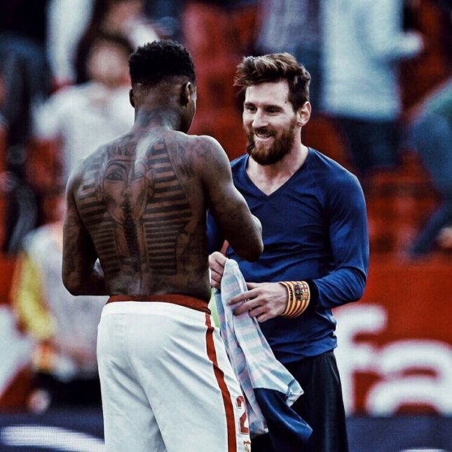 Барселона, Севилья