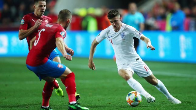 Чехия нанесла Англии первое поражение в квалификационных турнирах за 10 лет