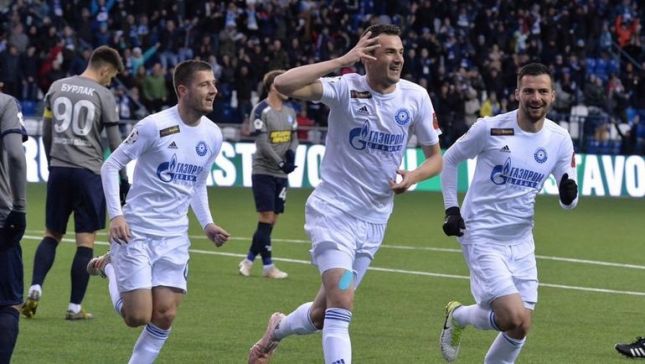 ФК Оренбург, ФК Локомотив Москва