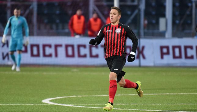 ФК Урал, Црвена Звезда