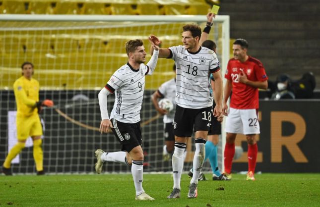 Германия трижды поразила ворота Швейцарии, но не смогла победить