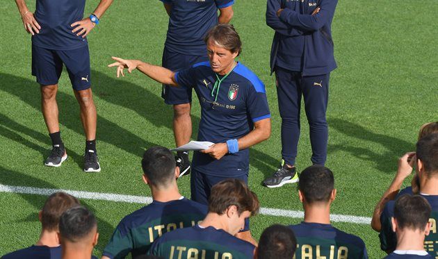 Манчини анонсировал уход с поста главного тренера сборной Италии