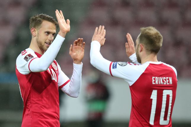 Дания забила восемь голов Молдове, Армения сильнее Исландии