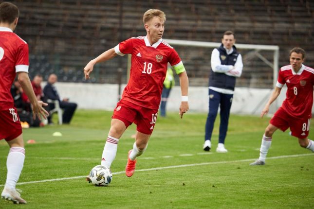 Российская «молодежка» назвала состав на игру с Мальтой