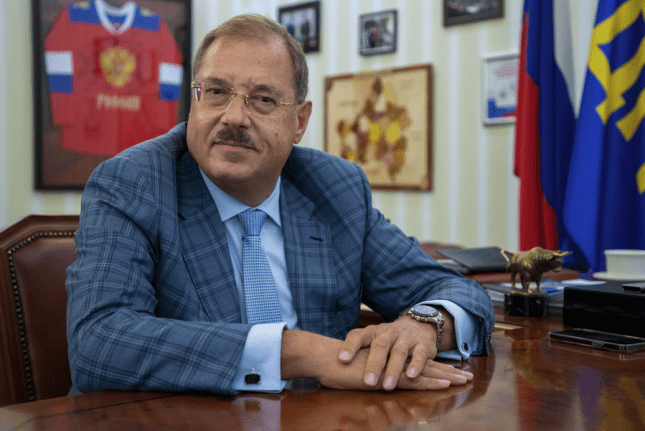 Валерий Карпин