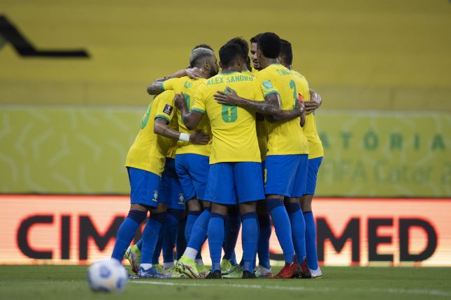 Неймар помог сборной Бразилии одолеть сборную Перу