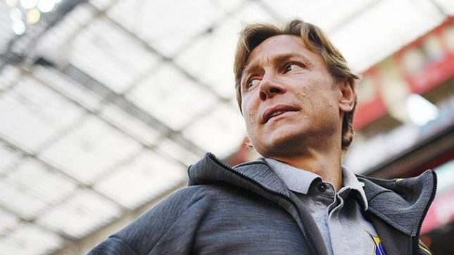 Валерий Карпин