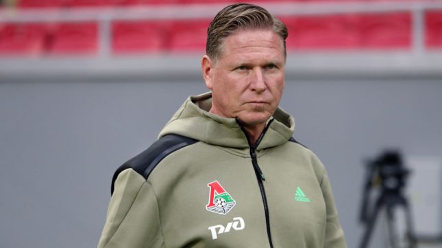 ФК Локомотив Москва, Галатасарай