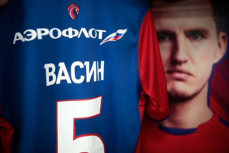 Разрывы крестов, боль, психологическое давление: тяжелая карьера Васина в ЦСКА