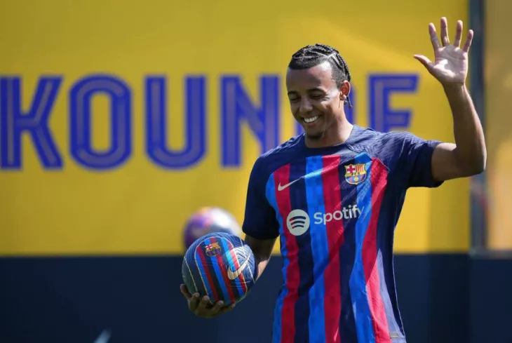 Барселона, Манчестер Сити