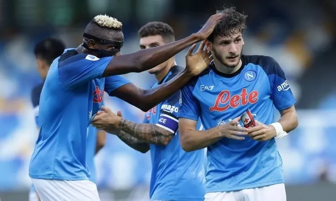 Аякс, Наполи