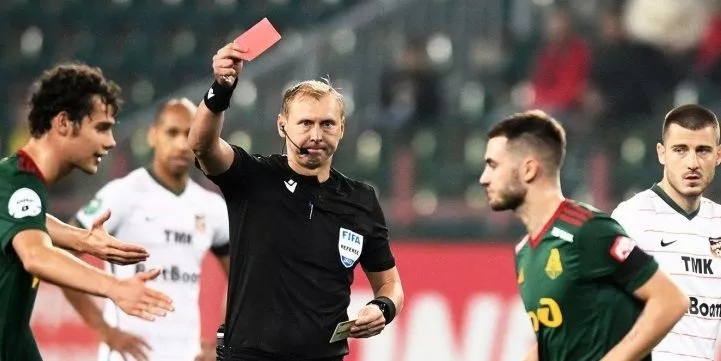 ФК Сочи, ФК Локомотив Москва