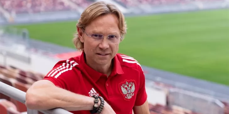 Валерий Карпин