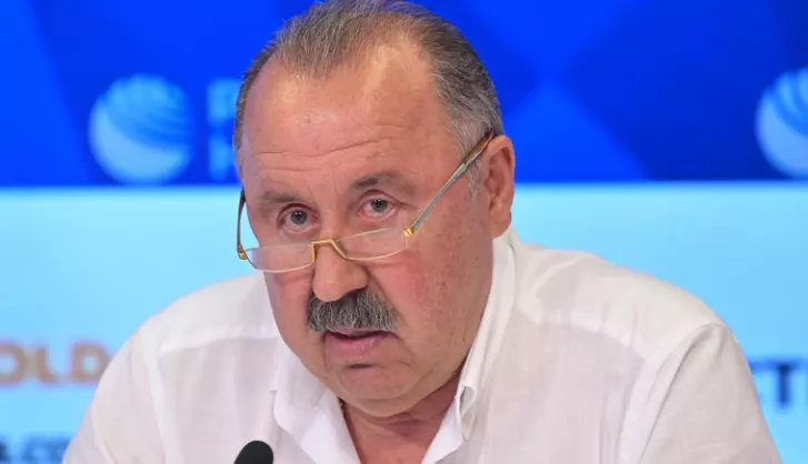 Сборная Португалии, Валерий Газзаев