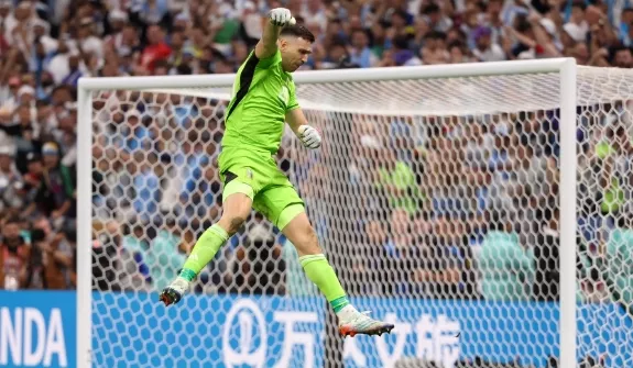 Астон Вилла, Эмилиано Мартинес