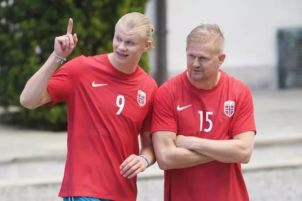 Манчестер Юнайтед, Манчестер Сити