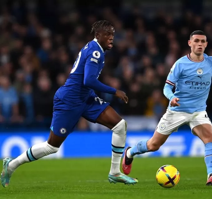 Челси, Денис Закария