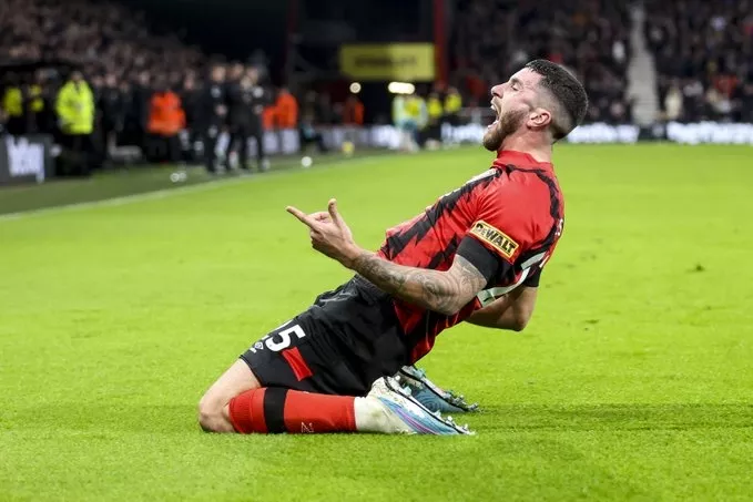 Борнмут, Ньюкасл