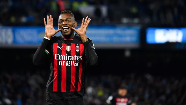 Наполи, Милан