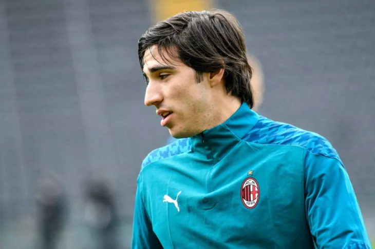 Милан, Ньюкасл