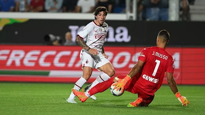 Милан, Ньюкасл