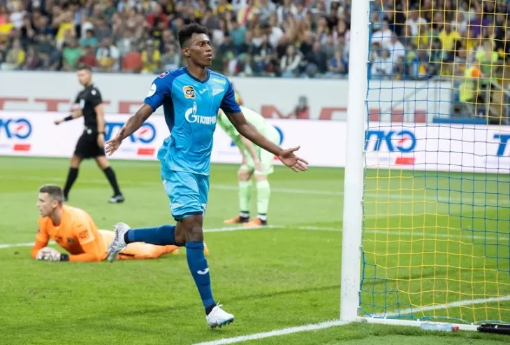 ФК Зенит, ФК Ростов