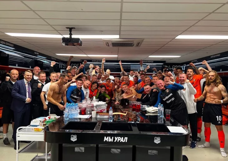 ФК Урал, ФК Спартак Москва