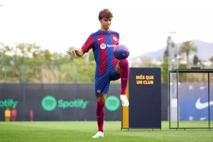 Атлетико, Барселона