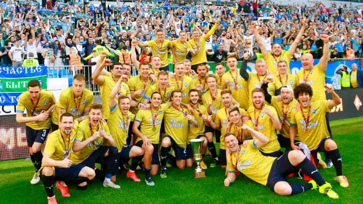 ФК Крылья Советов, Лестер