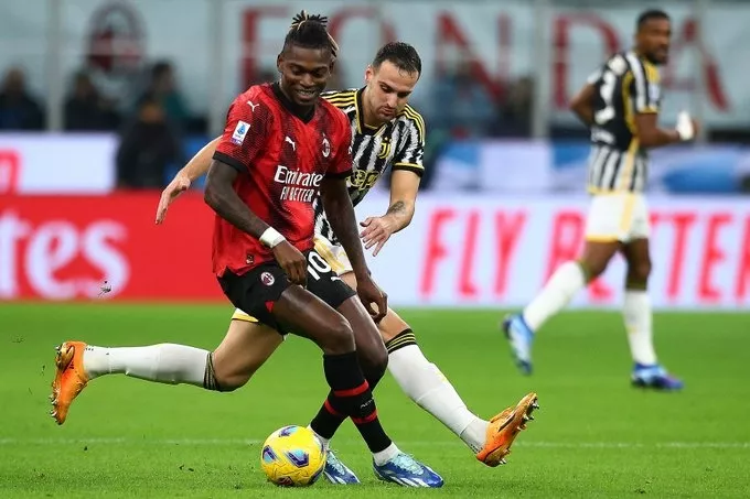 Милан, Ювентус