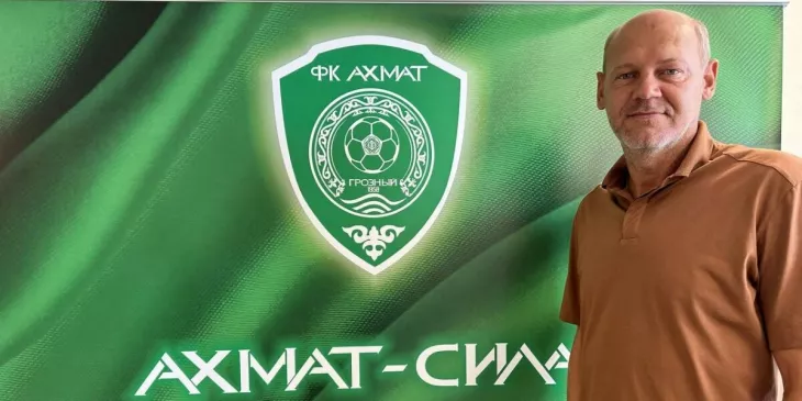 ФК Ахмат, Мирослав Ромащенко
