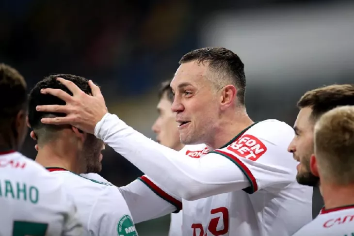 ФК Локомотив Москва, Артём Дзюба