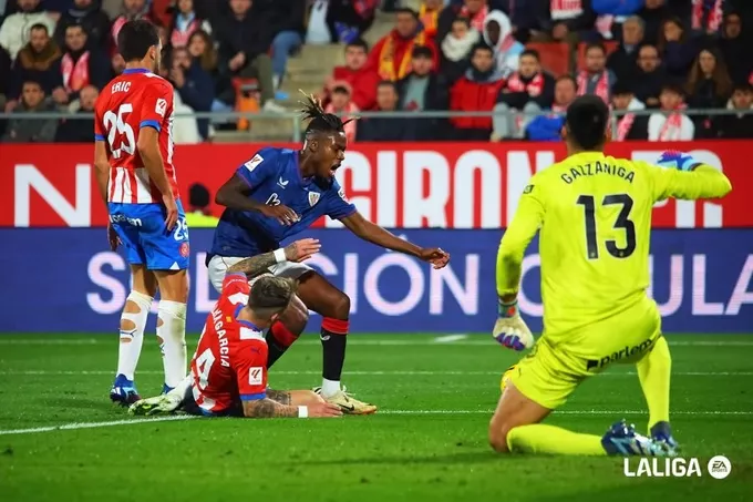 Жирона, Атлетик