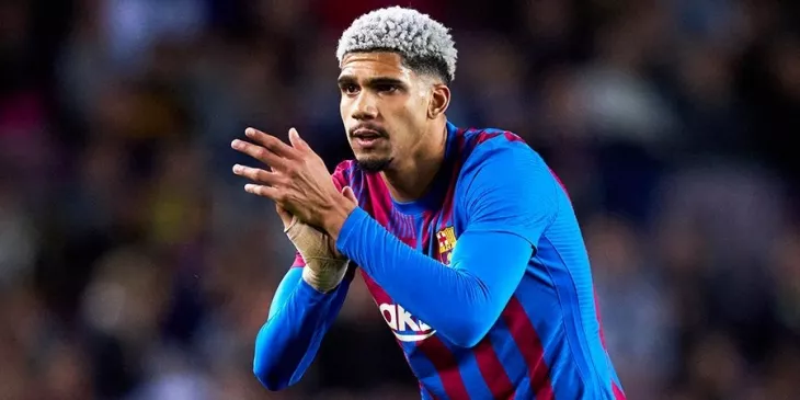 Барселона, Рональд Араухо