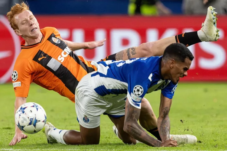 Шахтёр, Порту