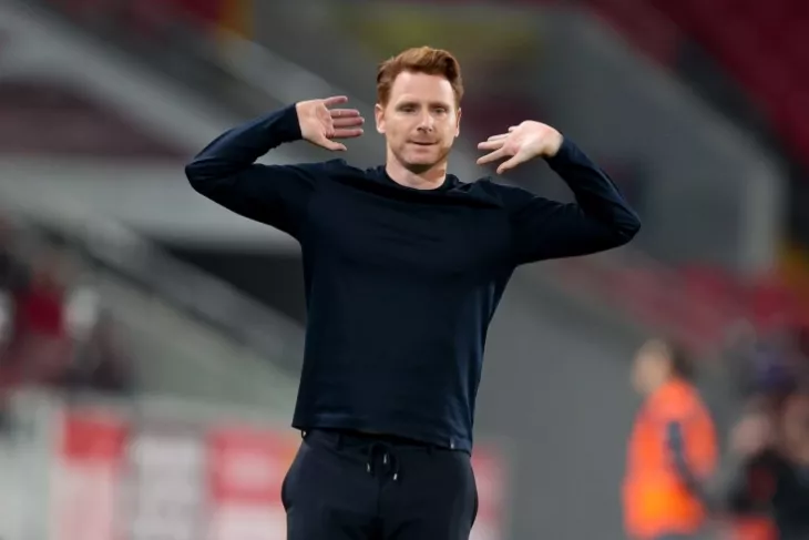 Севилья, Гильермо Абаскаль