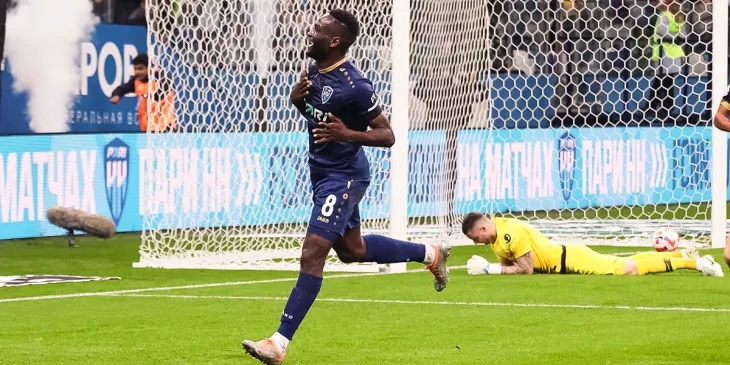 ФК Локомотив Москва, ФК Пари НН