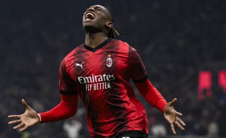 Милан, Рафаэл Леау