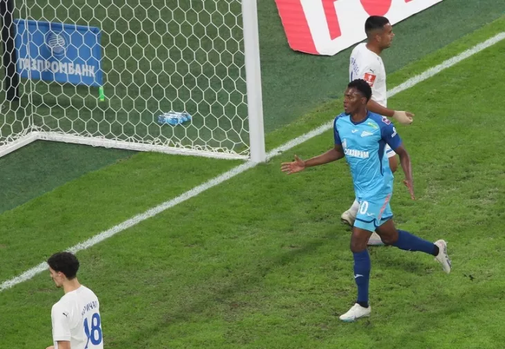 ФК Зенит, ФК Динамо Москва