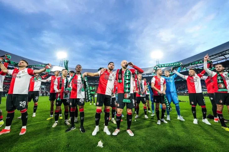 «Фейеноорд» выиграл Кубок Нидерландов, несмотря на пожар
