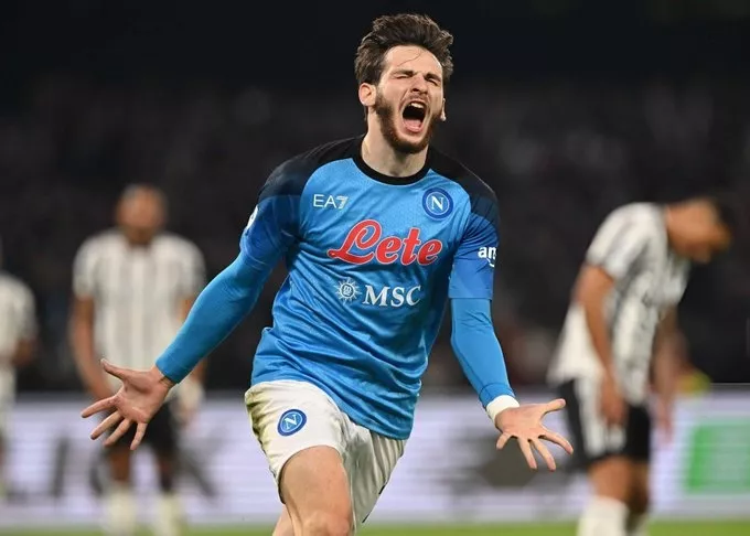 Наполи, Барселона