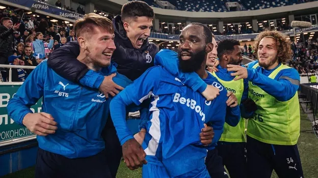 ФК Динамо Москва, ФК Крылья Советов