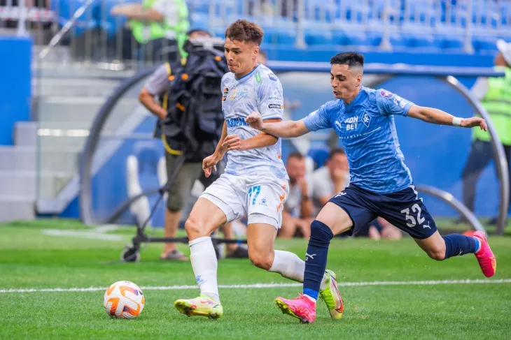 ФК Зенит, ФК Крылья Советов