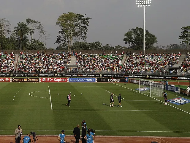 В Гвинее на футбольном матче погибли сотни человек