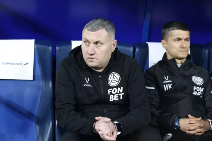 ФК Акрон, Заур Тедеев