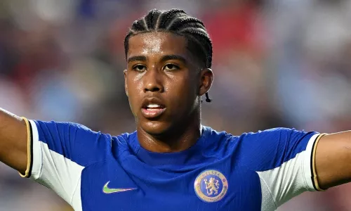 Милан, Челси