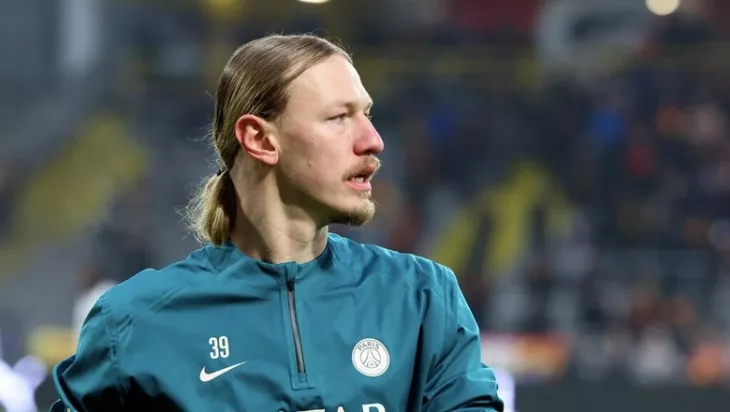 ПСЖ, Матвей Сафонов