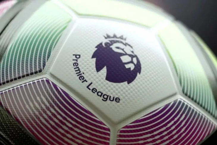 Манчестер Юнайтед, Тоттенхэм