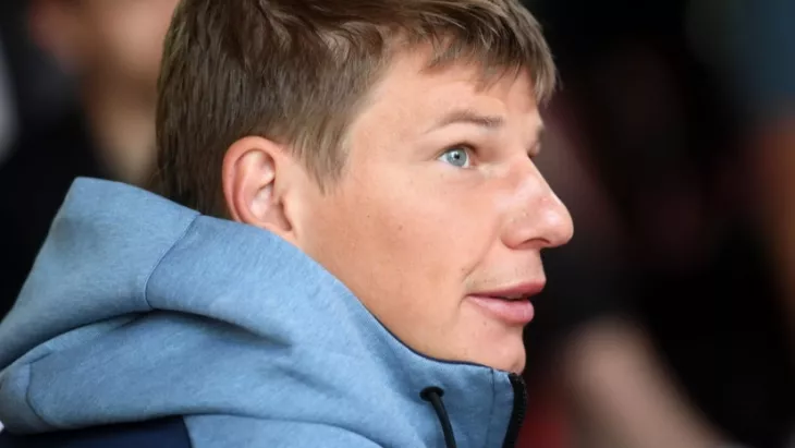 Андрей Аршавин, Манфред Угальде