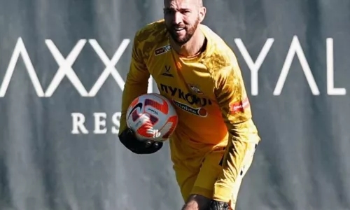 ФК Спартак Москва, Александр Довбня